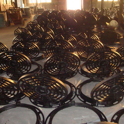 Ductile manhole cover and grate workshop02